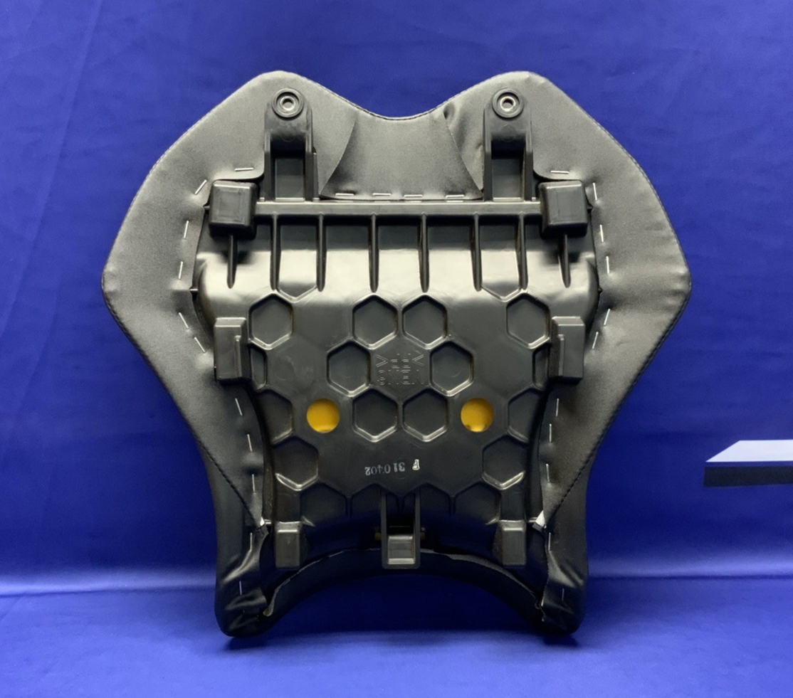 Yamaha Seat (Black) YZF-R6 2017-2024 OEM BN6-24710-01-00
