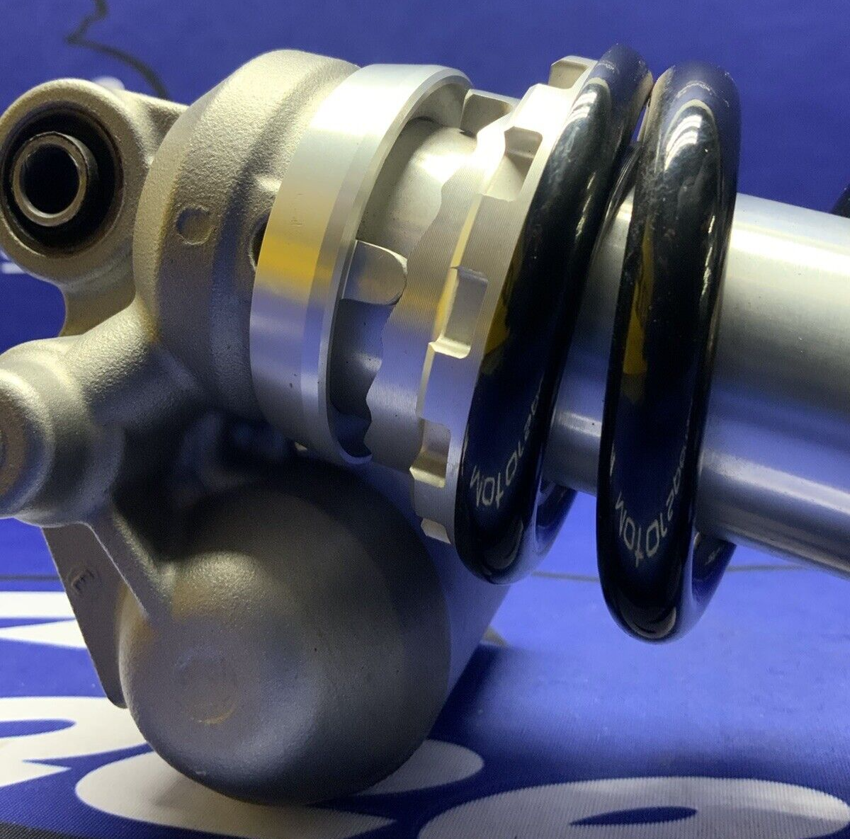 Yamaha Rear Shock Assembly YZF-R6 2016 OEM 2CX-22210-50-00