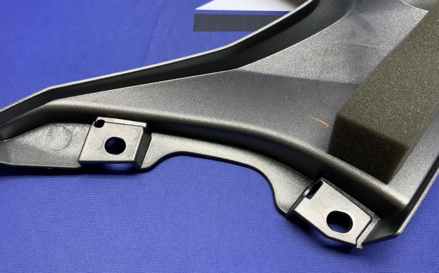 Yamaha Left Upper Fairing (Dark Gray) YZF-R6 2017-2024 OEM BN6-2117V-00-P4