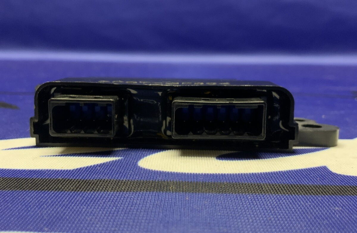 Yamaha Headlight Control Unit (LCU) YZF-R6 2017-2020 OEM 2PP-85490-00-00