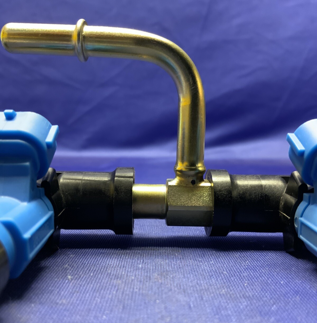 Kawasaki Fuel Rail Assembly With Injectors ZX-6RR 2003-2004 OEM 49033-1059
