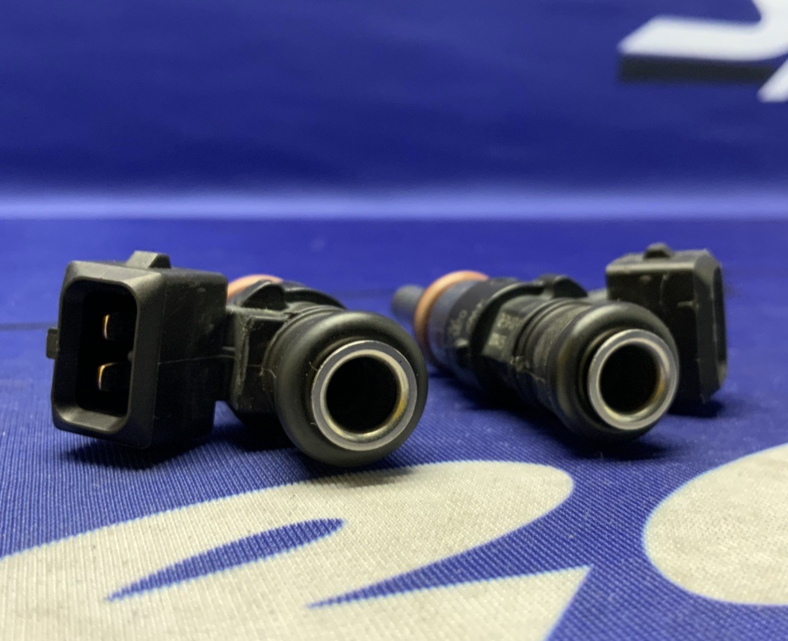 BMW Injector Set R1200GS 2004-2018 OEM 13617672335