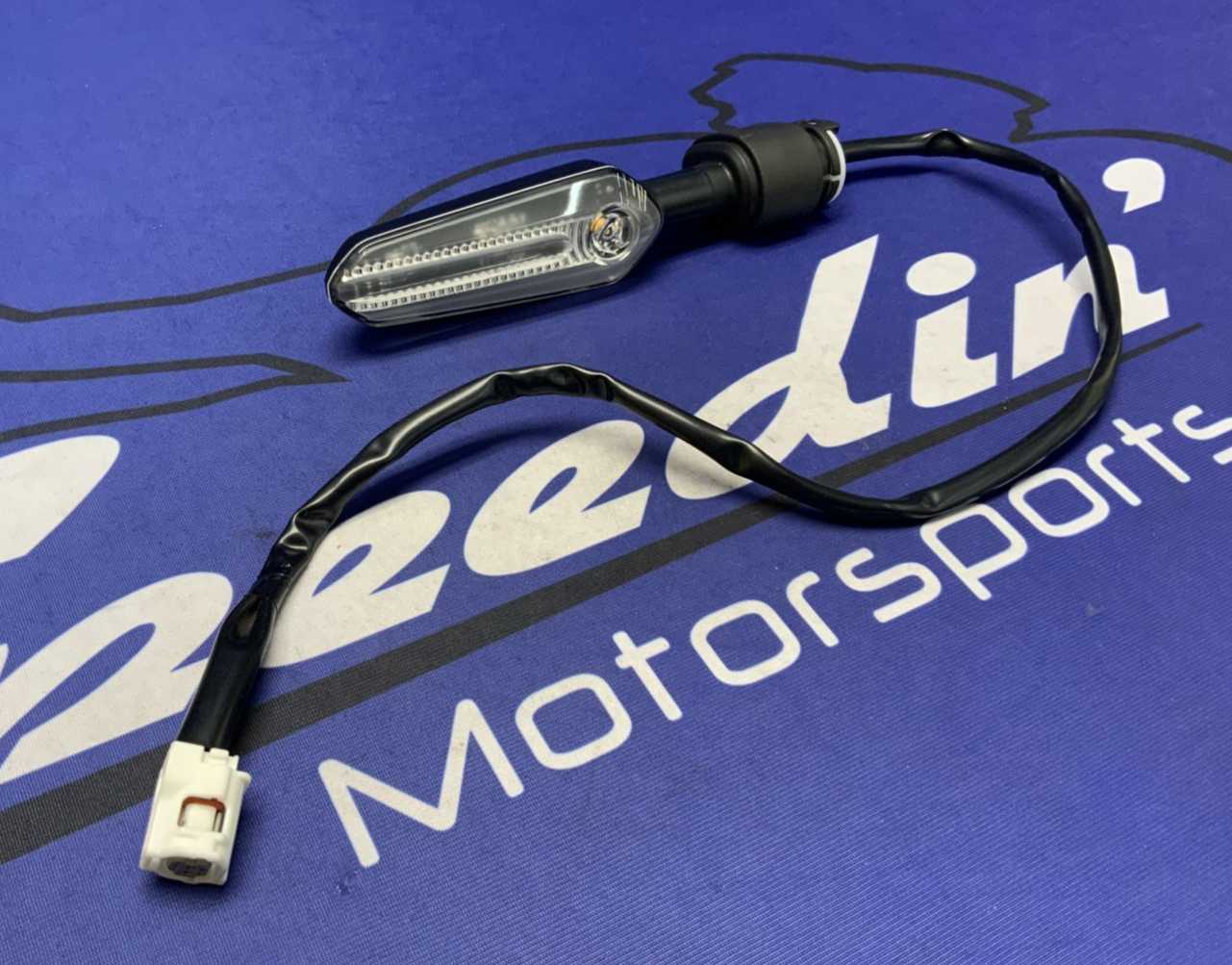 Yamaha Right Rear Turn Signal YZF-R7 2022-2025 OEM B7N-83340-20-00