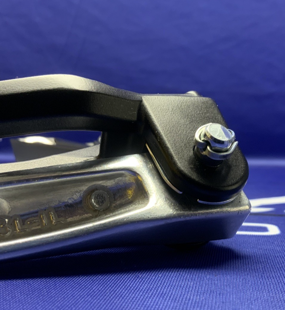 Yamaha Left Passenger Footrest YZF-R9 2025 OEM BKN-2741L-00-00