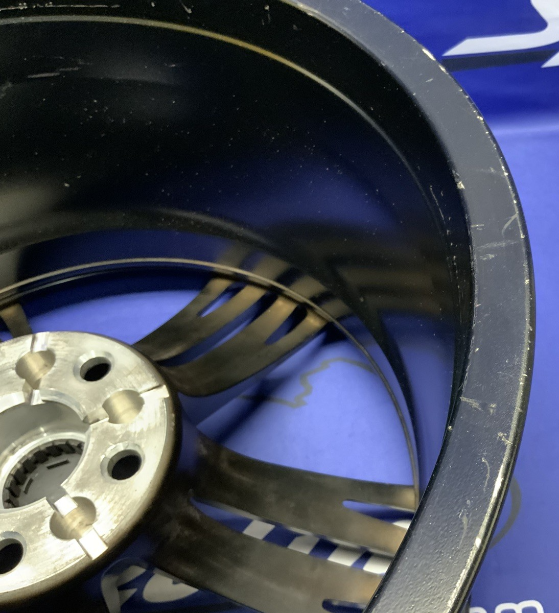 Chevrolet Front Camaro Wheel ZL1 1LE 2016-2024 OEM 84328495