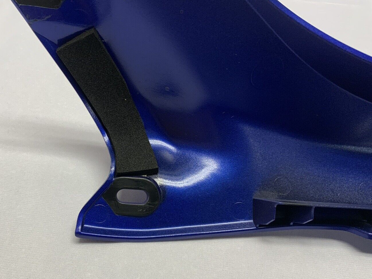 Yamaha Right Upper Fairing Blue YZF-R7 2022-2024 OEM BEB-2837M-00-P0