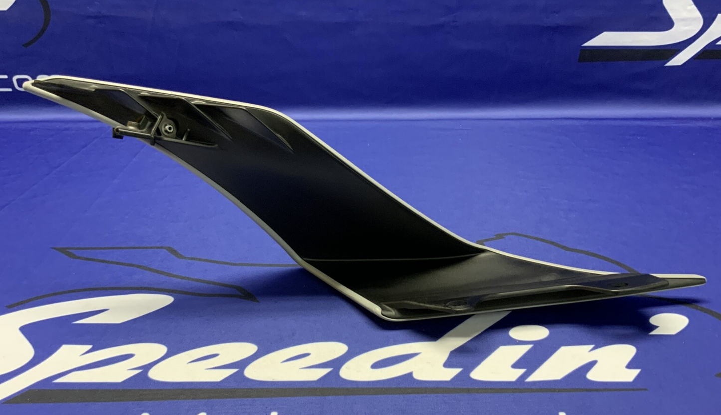 Yamaha Left Tail Fairing (Gray & Blue) YZF-R6 2017-2024 OEM BN6-W2171-50-P5