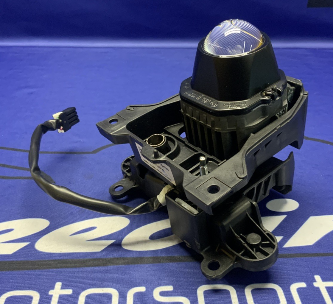 Yamaha Headlight Assembly YZF-R9 2025 OEM BKN-H4300-00-00