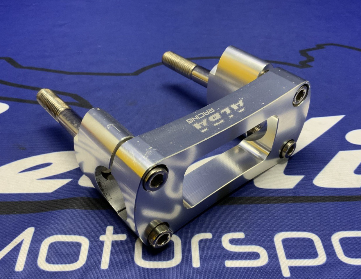Armat Alba Racing Handle Bar Clamp (100mm) (Incomplete) AVSC