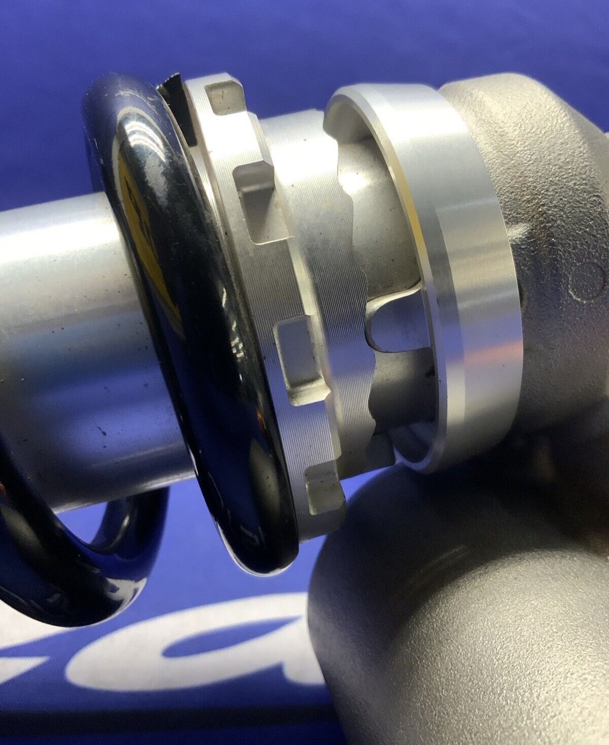 Yamaha Rear Shock Assembly YZF-R6 2016 OEM 2CX-22210-50-00