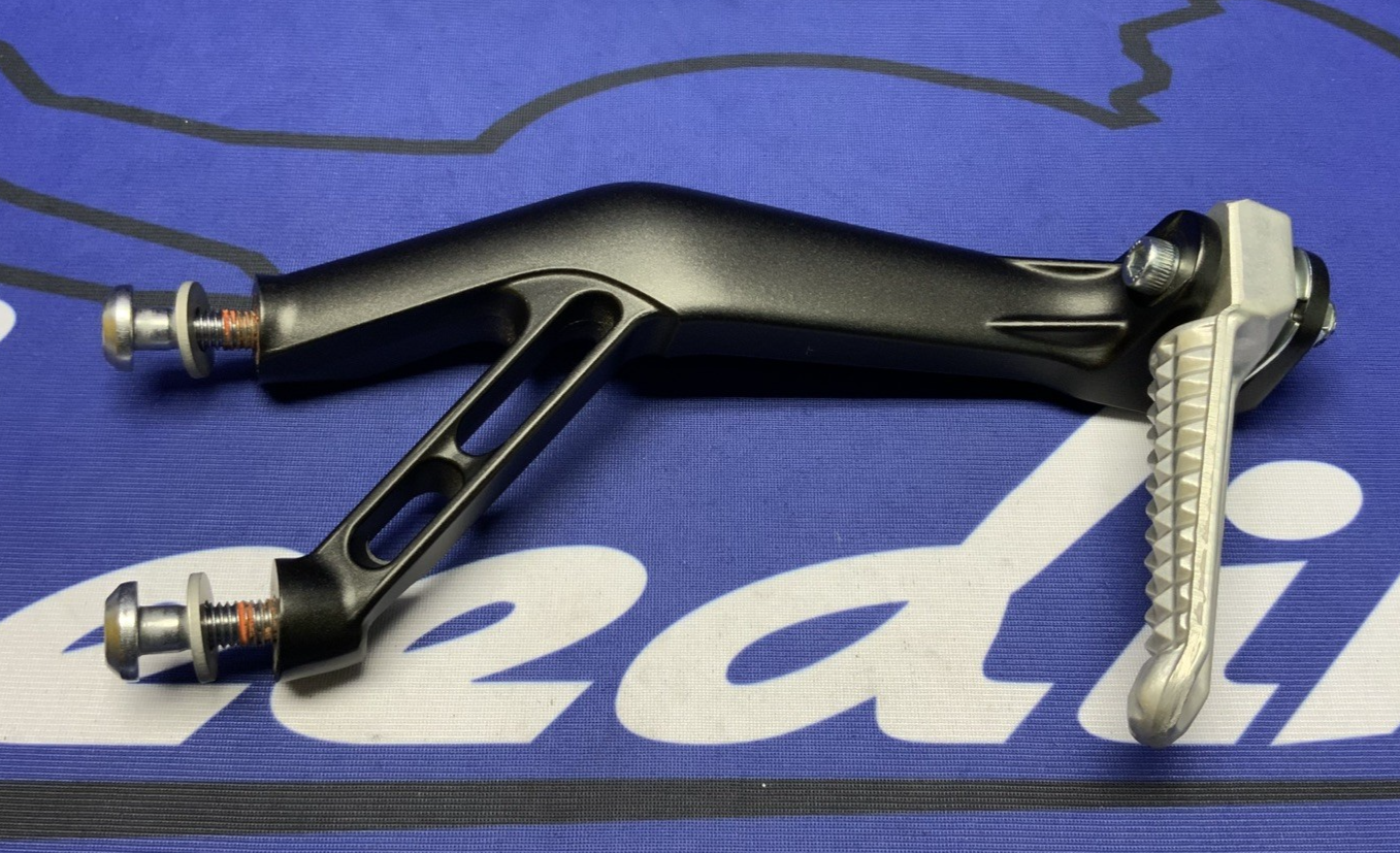Yamaha Right Passenger Foot Rest YZF-R6 2017-2024 OEM 2CR-2742L-01-00