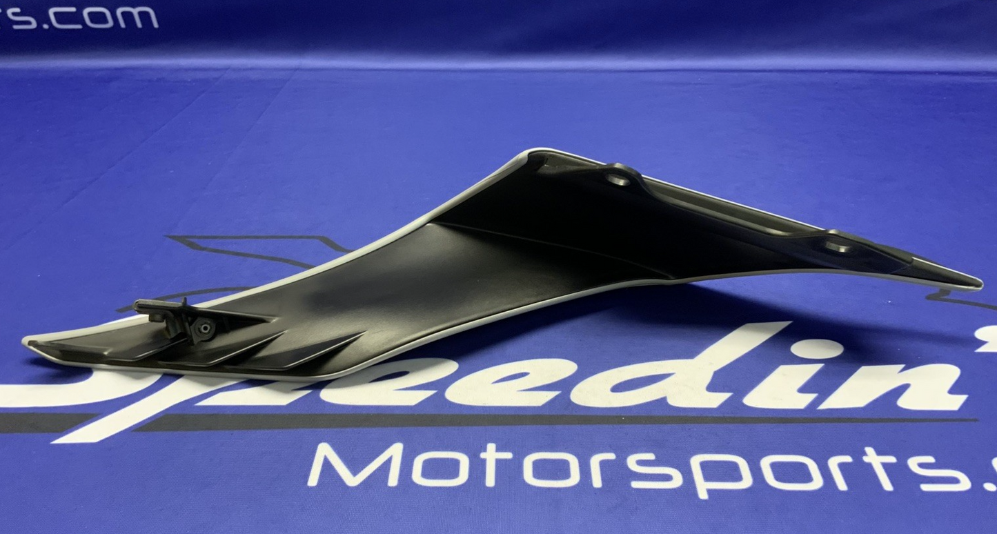 Yamaha Right Tail Fairing (Gray & Blue) YZF-R6 2017-2024 OEM BN6-W2172-50-P5