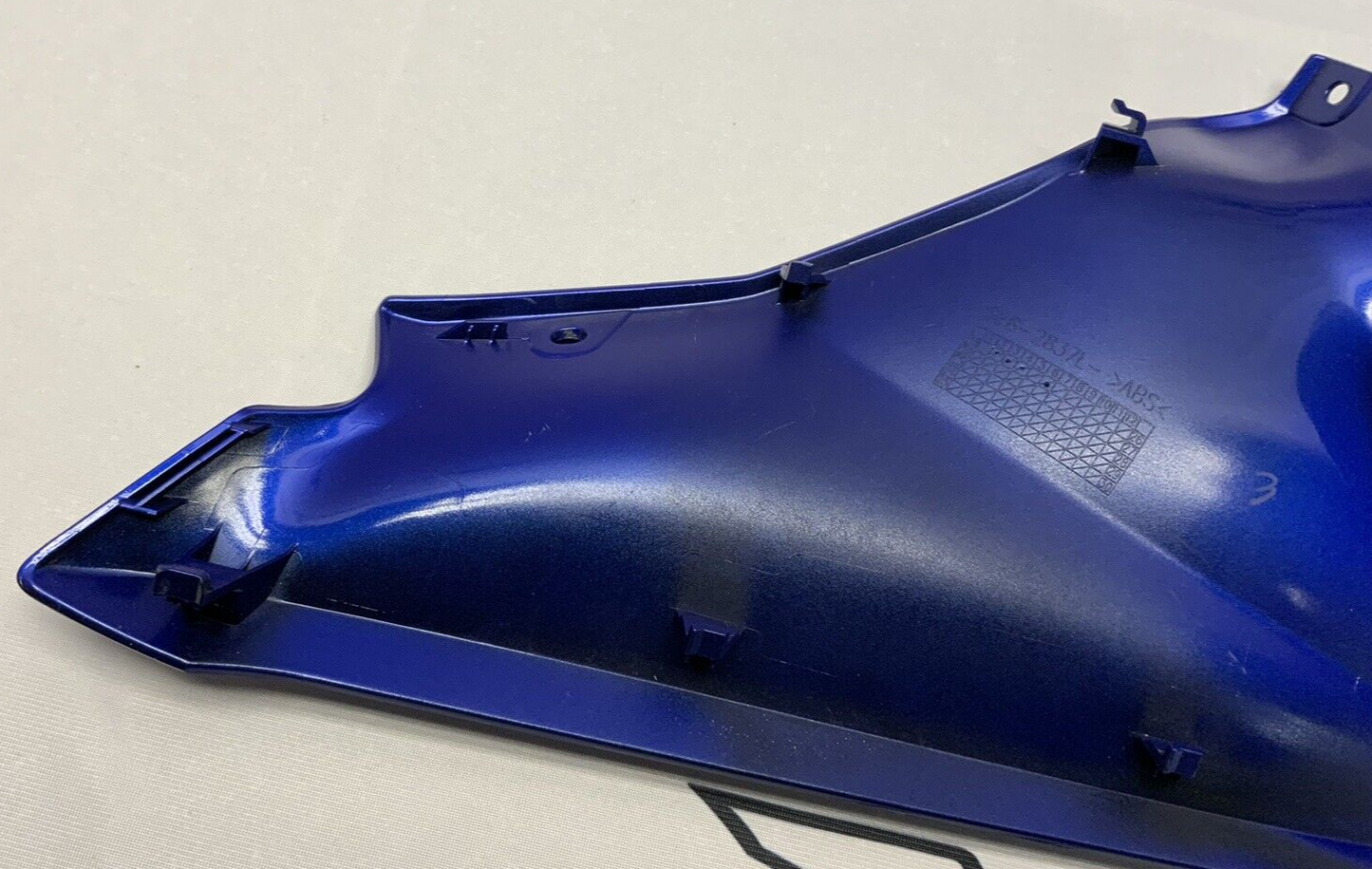 Yamaha Left Upper Fairing Blue YZF-R7 2022-2024 OEM BEB-2837L-00-P0