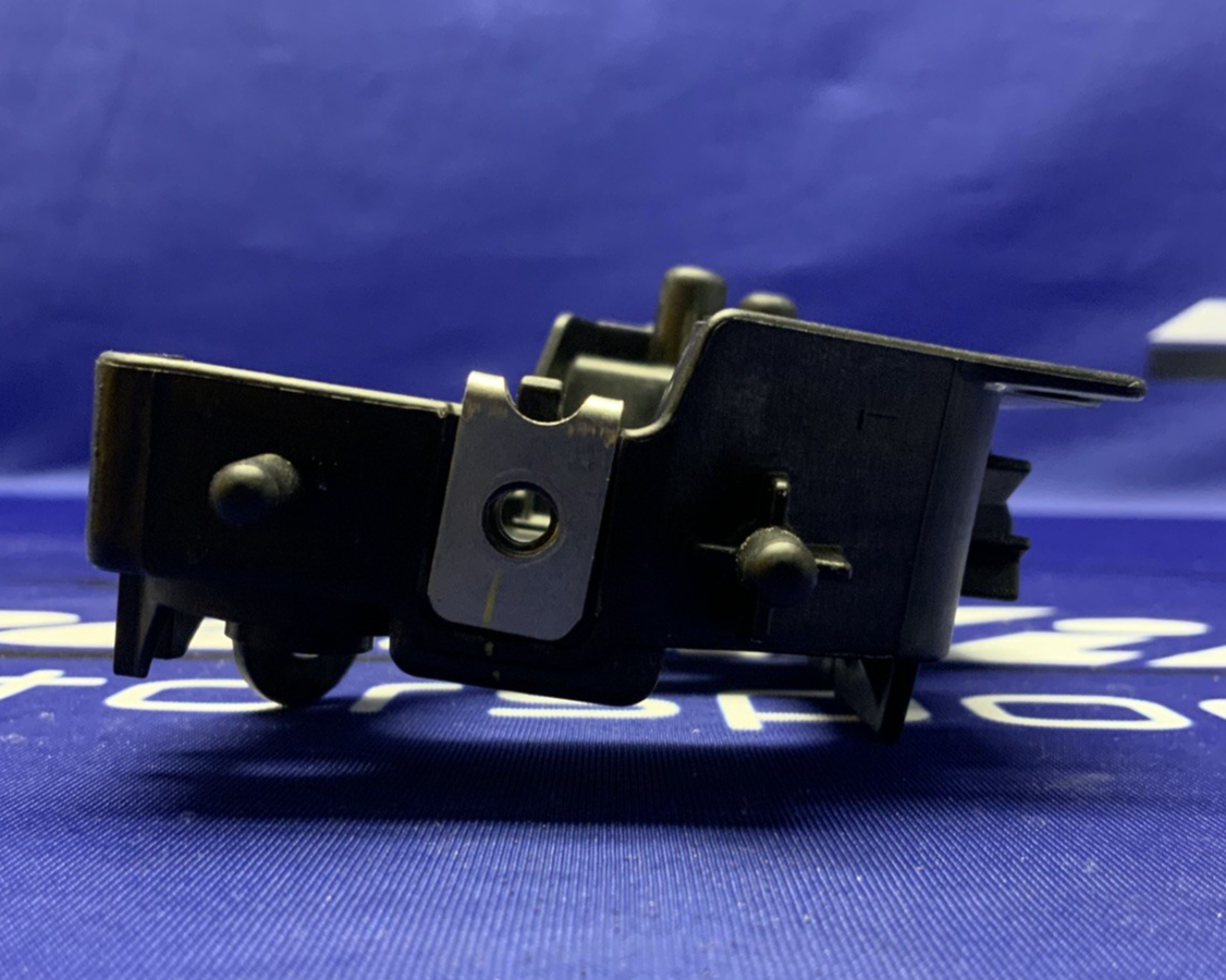 Yamaha Headlight Bracket YZF-R6 2017-2026 OEM BN6-84300-10-00