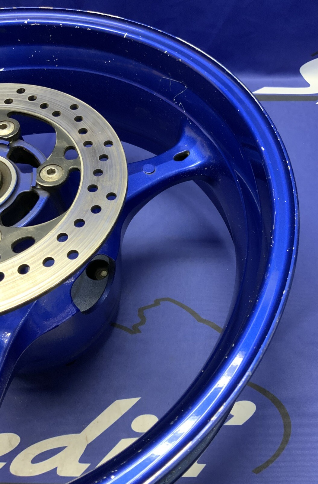 Suzuki Rear Wheel W/ Brake Rotor (Blue) GSXR 600/750 2006-07 OEM 64111-01H00-YLY