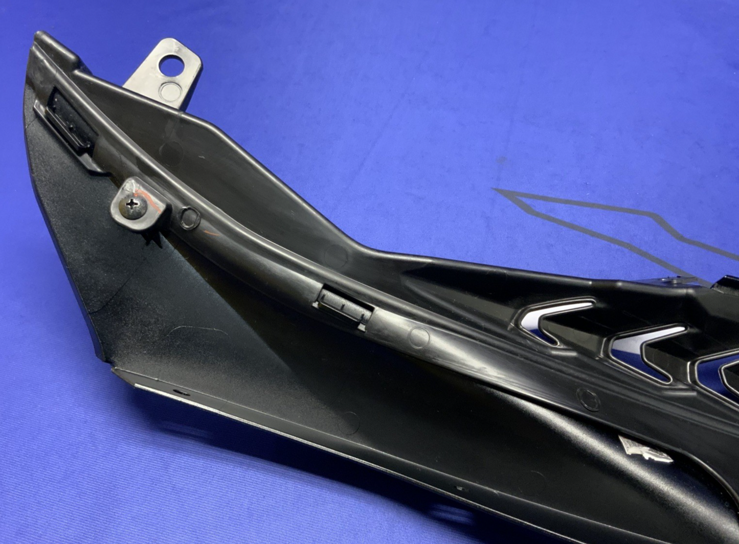 Kawasaki Left Tank Fairing (KRT) ZX-4R/RR 2023-25 OEM 14093-0961-H8