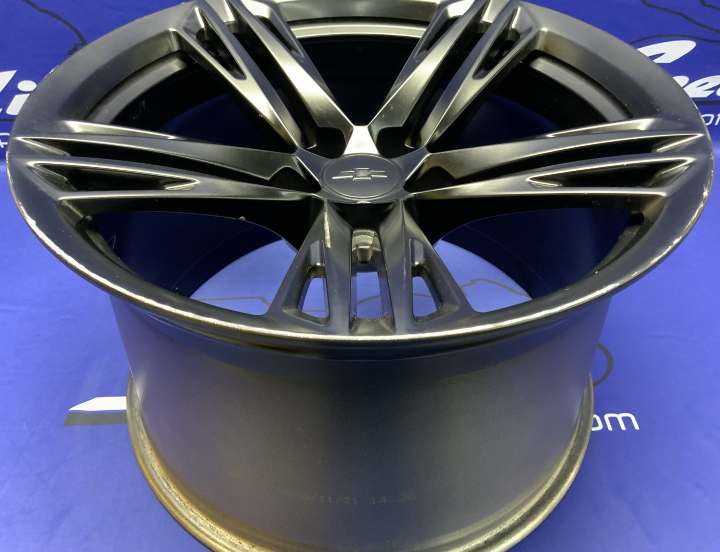 Chevrolet Rear Camaro Wheel ZL1 1LE 2016-2024 OEM 84328496