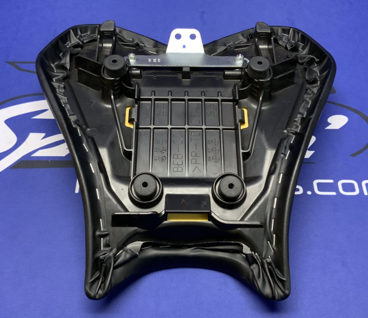 Yamaha Seat YZF-R7 2022-2025 OEM BEB-24710-00-00