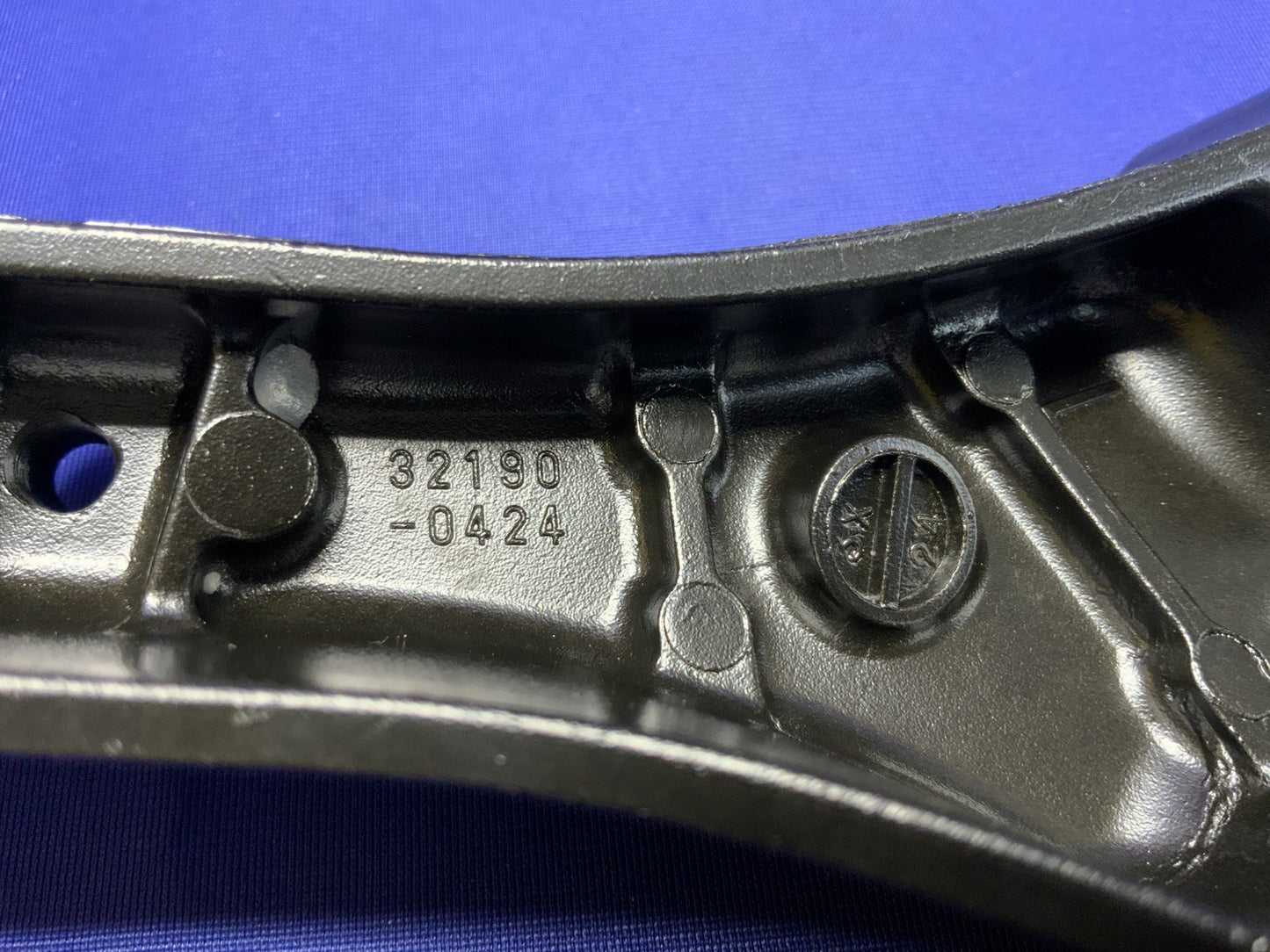 Kawasaki Engine Bracket Left Front Concours 14 ABS 2012-2022 OEM 32190-0424