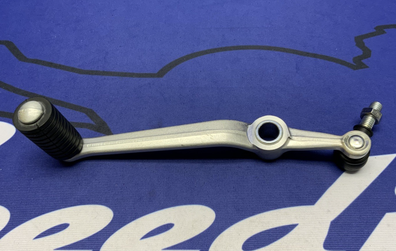 Yamaha Shift Lever YZF-R6 2006-2024 OEM 2C0-18110-01-00