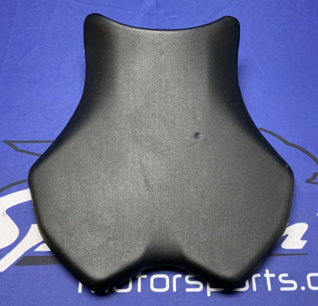 Yamaha Seat (Black) YZF-R6 2017-2024 OEM BN6-24710-01-00