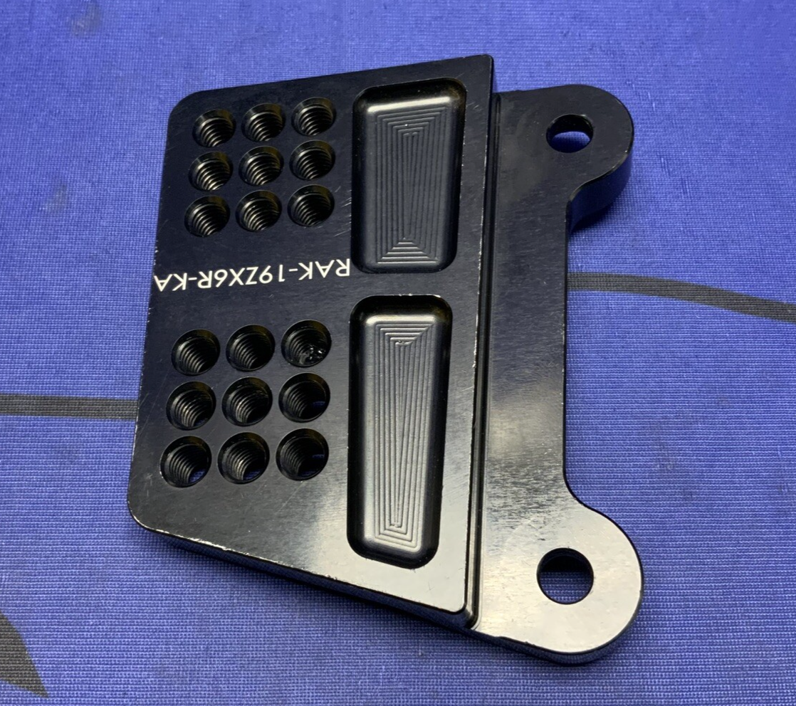 Graves Motorsports Right Hand Rear Set Bracket ZX-6R 2019-2023 RAK-19ZX6R-KA