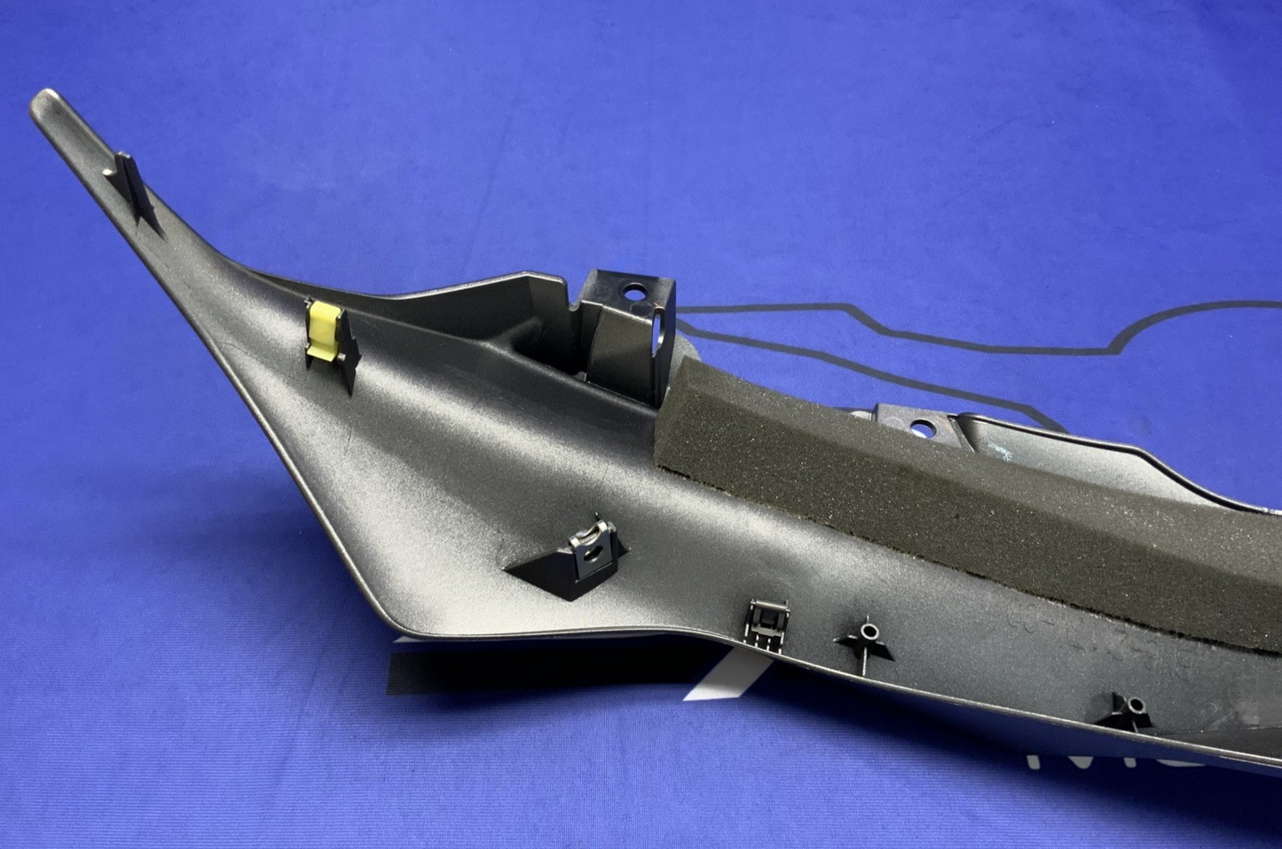 Yamaha Left Upper Fairing (Dark Gray) YZF-R6 2017-2024 OEM BN6-2117V-00-P4