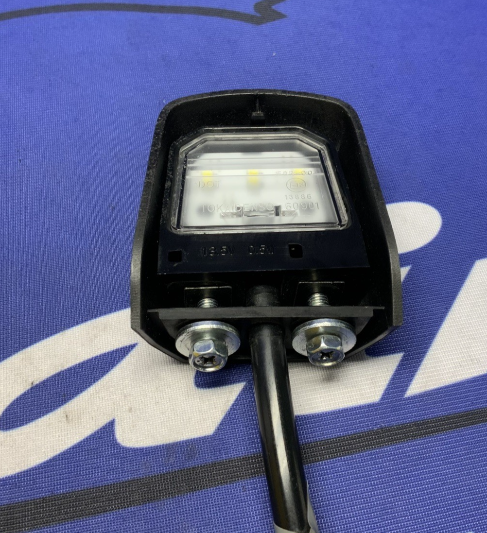 Yamaha License Plate Light Assembly YZF-R1/S/M 2015-2025 OEM 2CR-84745-00-00