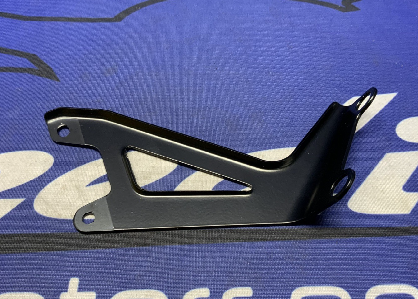 Triumph Fly Screen Mounting Street 2017-2020 OEM A9708434
