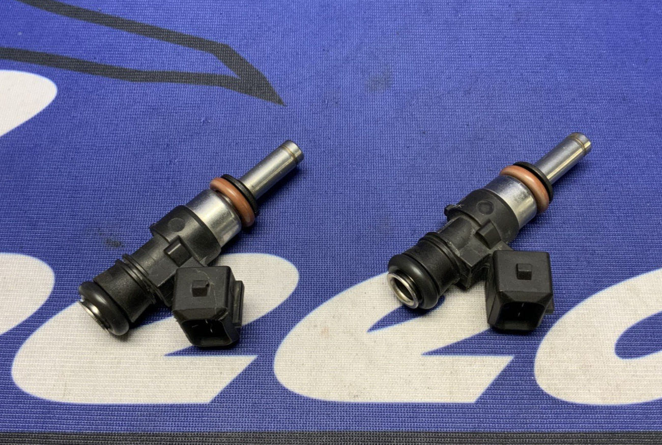 BMW Injector Set R1200GS 2004-2018 OEM 13617672335
