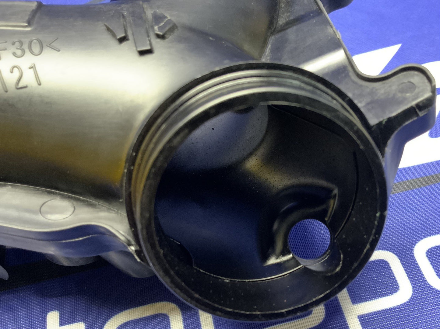 Harley Davidson Intake Manifold Assy Ultra Limited 2017-2024 FLHTK OEM 27300121