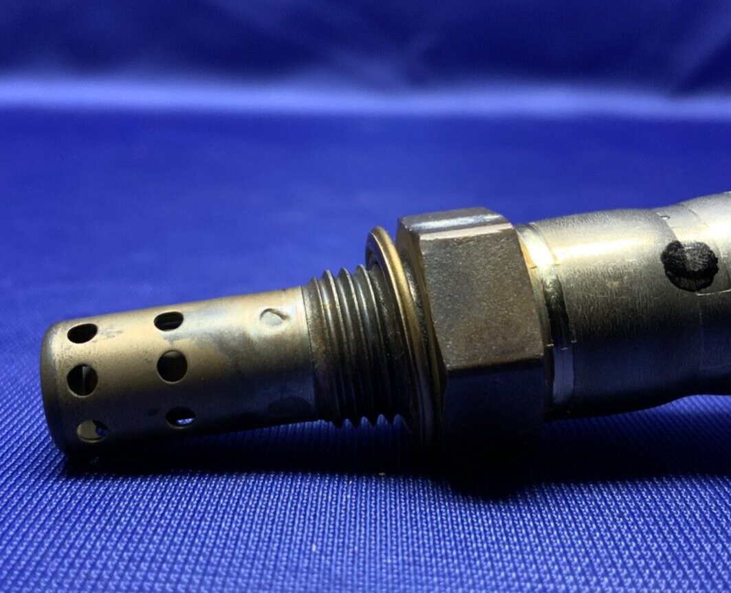 Suzuki Oxygen Sensor GSXR 600/750 2011-2025 OEM 18213-23H01