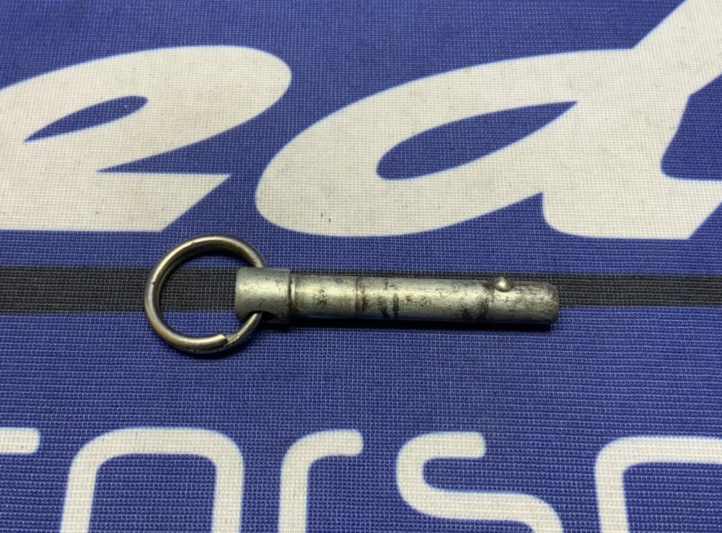 Yamaha Front Axle W/ Woodcraft Slider YZF-R6 2003-2016 OEM 2C0-25181-00-00