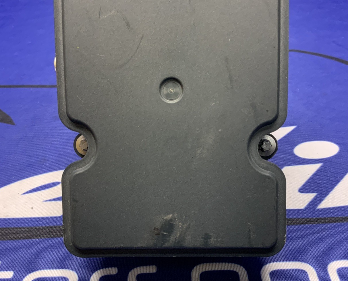 Yamaha ABS Pump Module Unit YZF-R1/S/M 2015-2019 OEM 2CR-85930-09-00