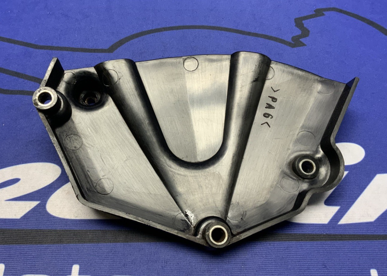 Yamaha Chain Cover YZF-R6 2006-2024 OEM 2C0-15418-00-00