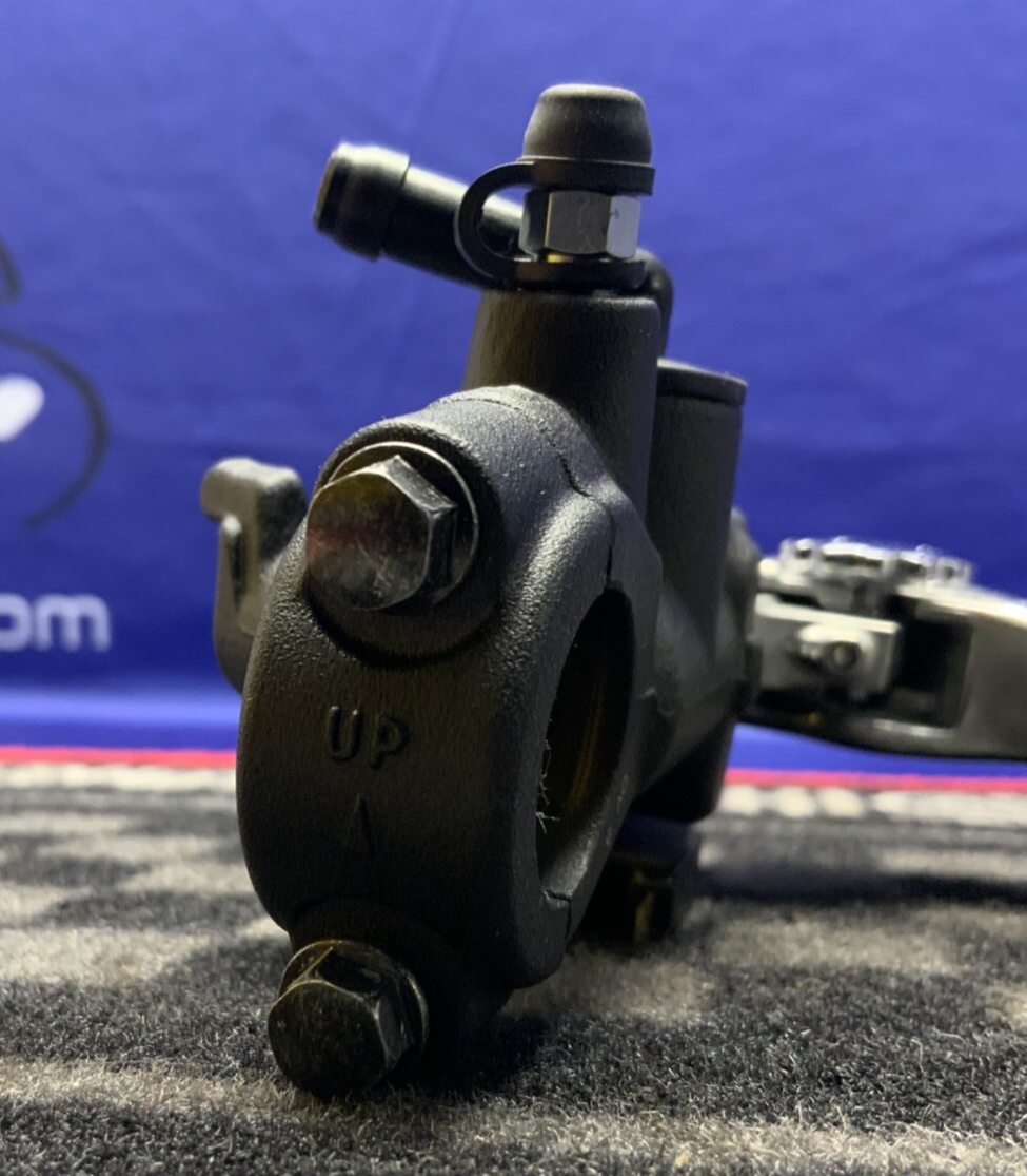 Yamaha Front Brake Master Cylinder Assembly YZF-R6 2017-2024 OEM 2CR-2580A-00-00