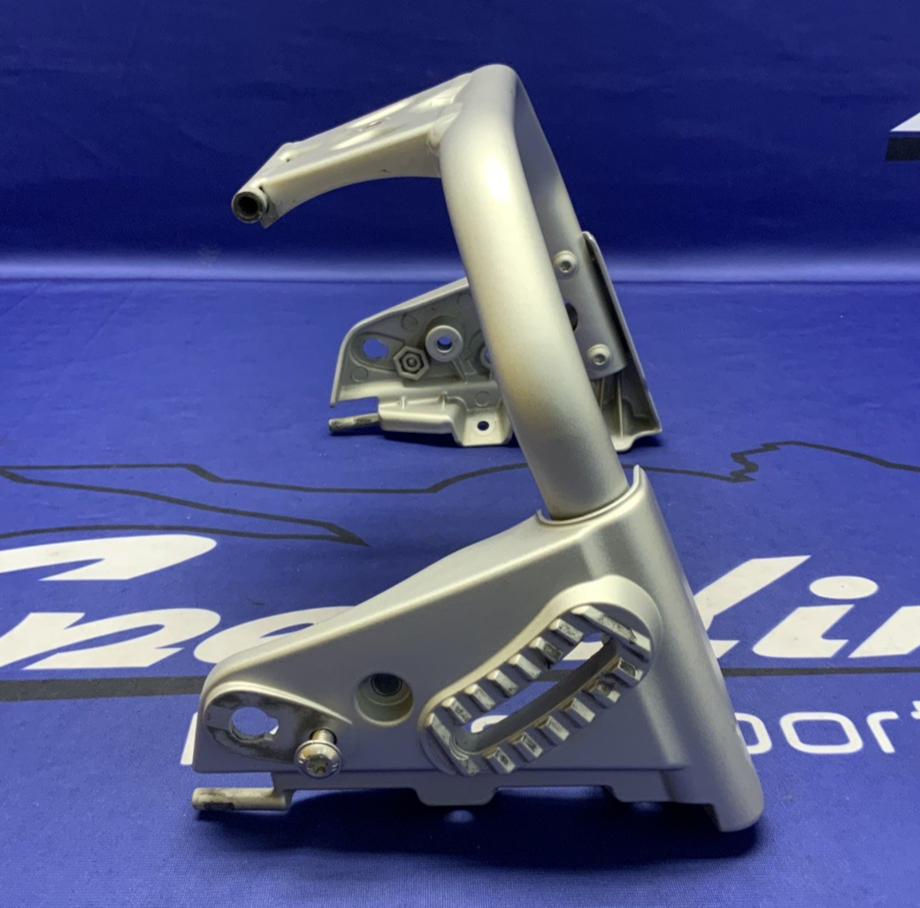 BMW Windshield/ Headlight Support Bracket R1200GS 2007-2013 OEM 46637702712