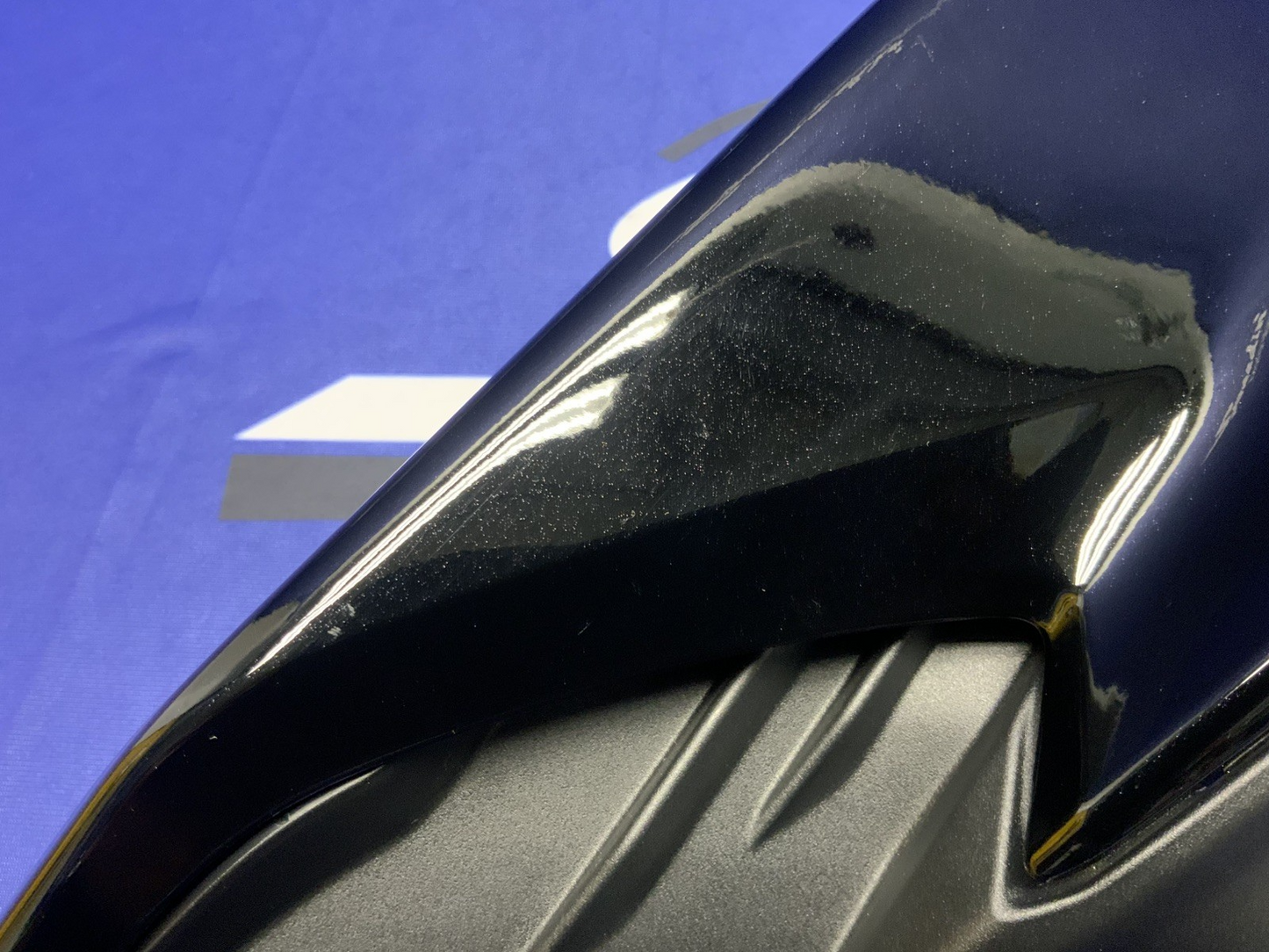 Yamaha Right Tail Fairing (Black) YZF-R9 2025 OEM BKN-21721-00-P3