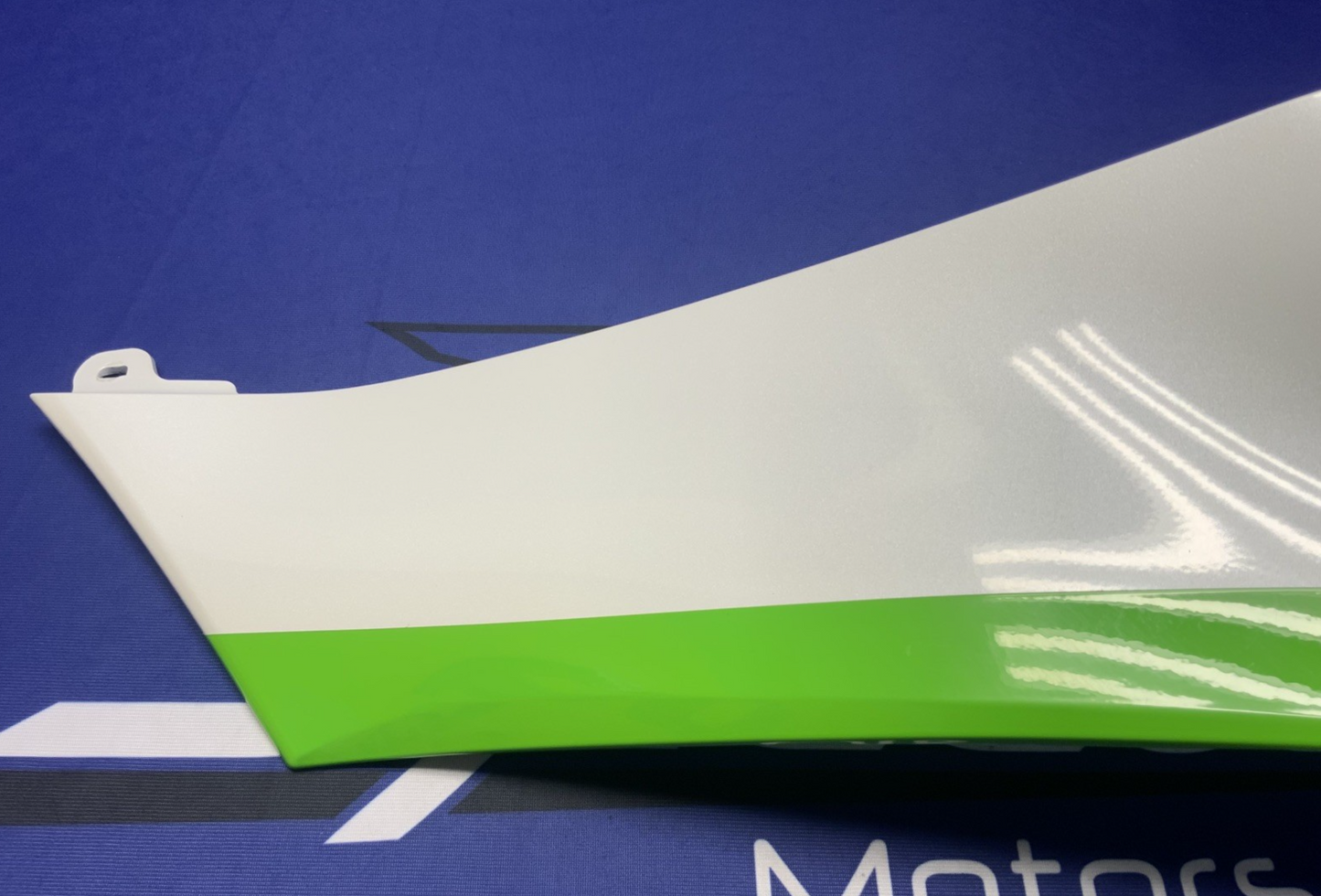 Kawasaki Right Tank Trim (40th Ann) ZX-10R/RR 2021-2025 OEM 14093-0681-11C