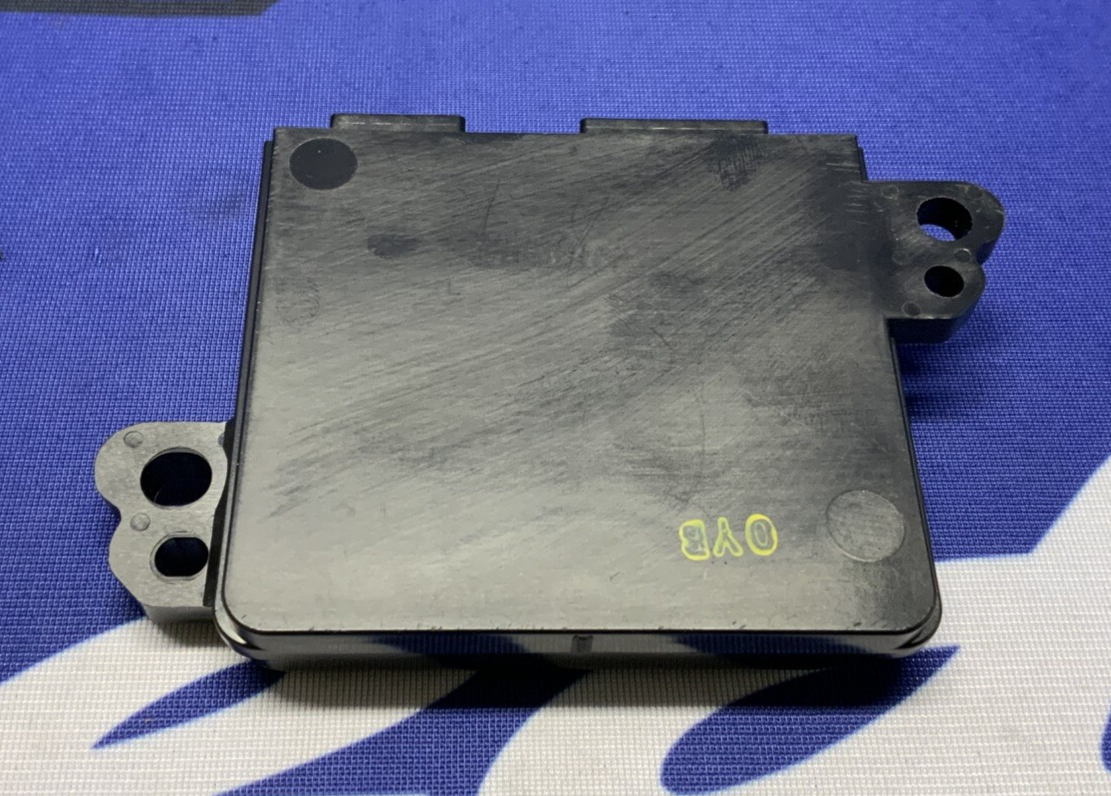 Yamaha Headlight Control Unit (LCU) YZF-R6 2017-2020 OEM 2PP-85490-00-00