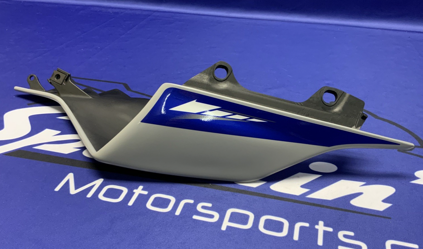 Yamaha Left Tail Fairing (Gray & Blue) YZF-R6 2017-2024 OEM BN6-W2171-50-P5