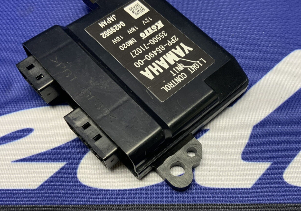 Yamaha Headlight Control Unit (LCU) YZF-R6 2017-2020 OEM 2PP-85490-00-00