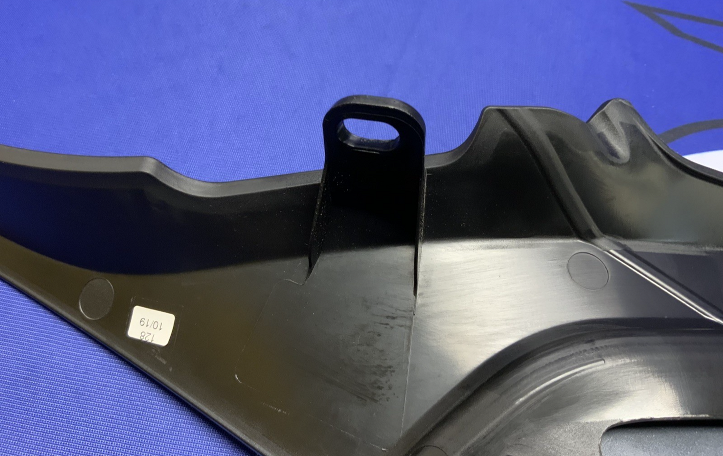 BMW Left Tank Fairing (Black & White) S1000RR 2020-2023 OEM 46638569771