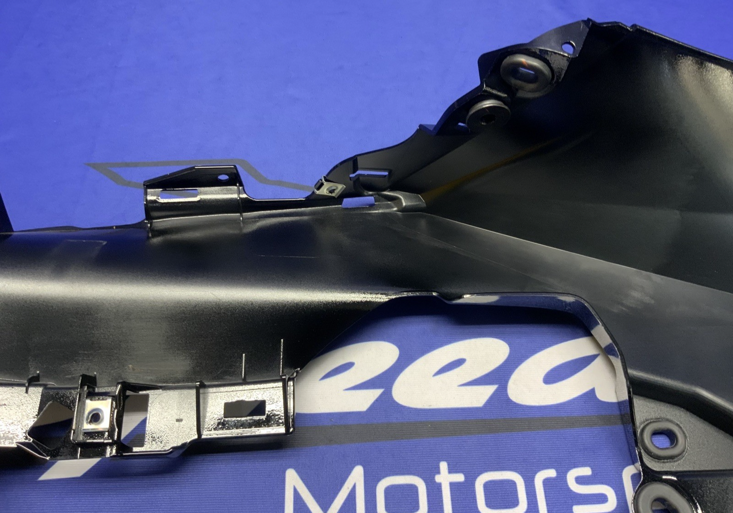 Yamaha Right Upper Fairing (Black) YZF-R9 2025 OEM BKN-28397-00-P1