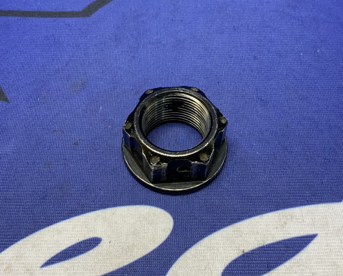 Yamaha Rear Wheel Axle YZF-R6 2006-2016 OEM 2C0-25381-10-00