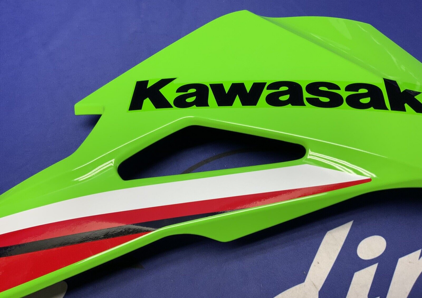 Kawasaki Right Lower Fairing (KRT) ZX-4R/RR 2023-2025 OEM 55028-0735-777