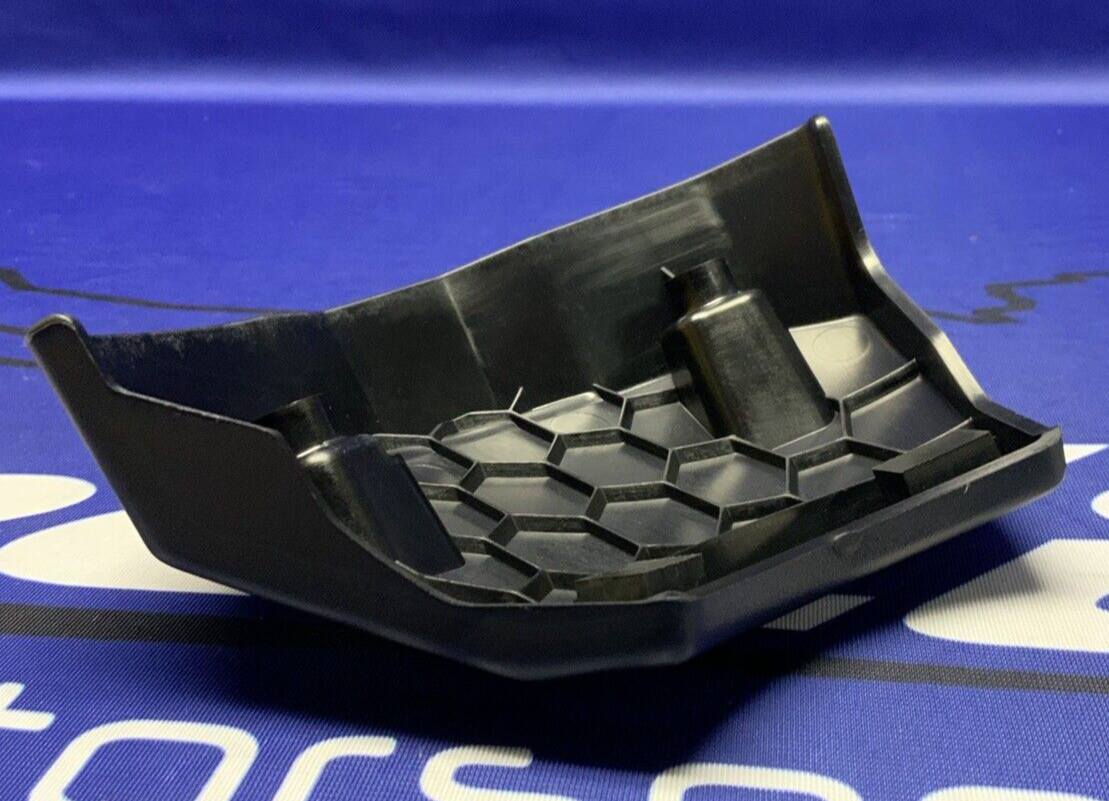 Suzuki Clutch Cover Protector GSX-8R/S 2023-2025 OEM 11370-25L00