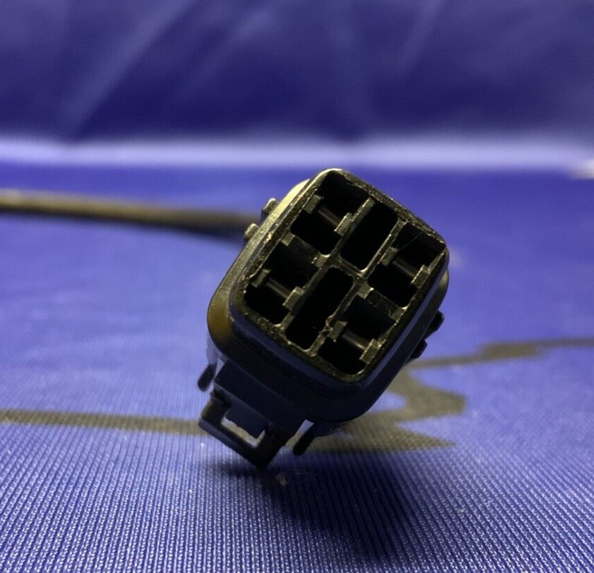 Suzuki Oxygen Sensor GSXR 600/750 2011-2025 OEM 18213-23H01