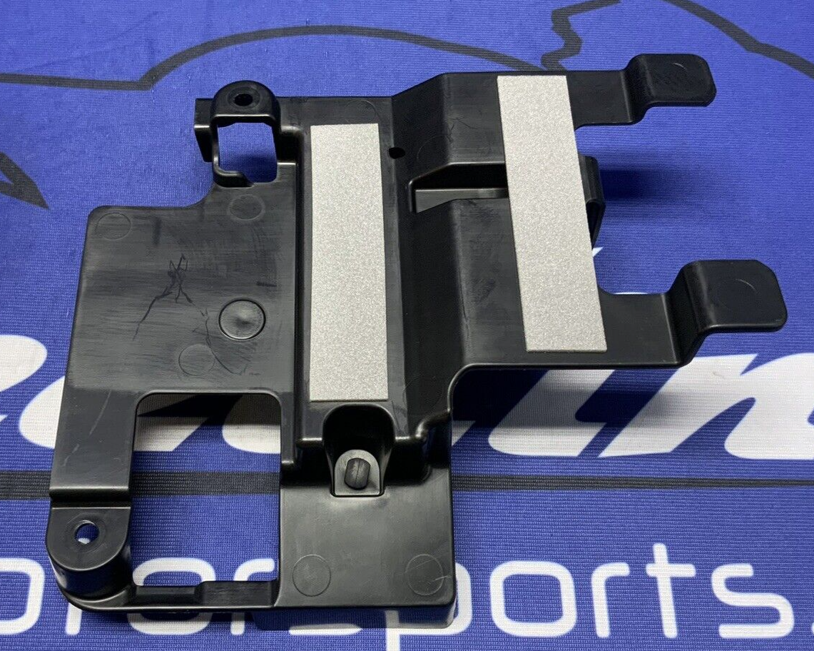 Suzuki Rear Fender & ECU Holder GSXR-1000/R 2017-2025 OEM 63111-17K00