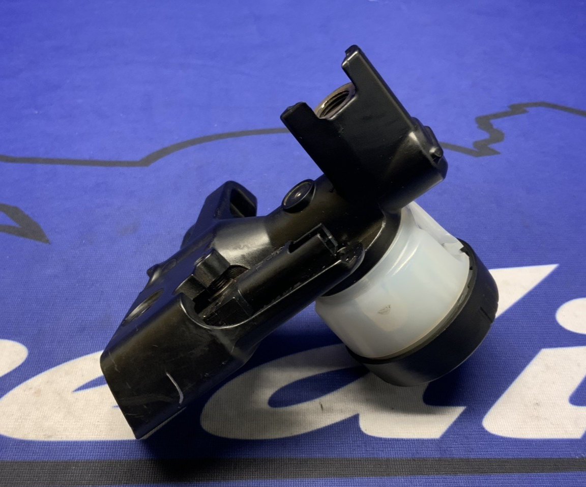 BMW Clutch Master Cylinder Assy R1200GS 2004-2010 OEM 32727728852